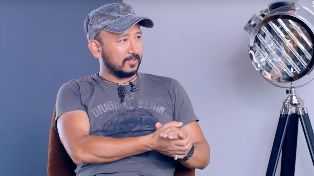 निर्देशक बने जेम्स प्रधान